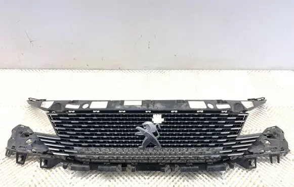 Peugeot 3008 II Front grill 9836828477