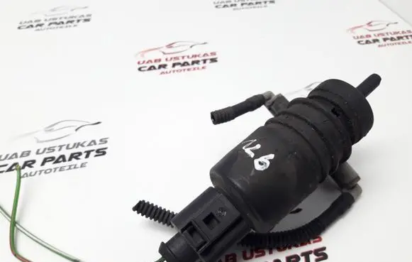 Peugeot 406 Windscreen/windshield washer pump