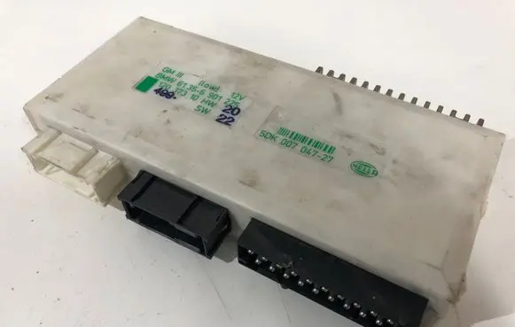BMW 5 E39 Comfort/convenience module 61356901225 6901225