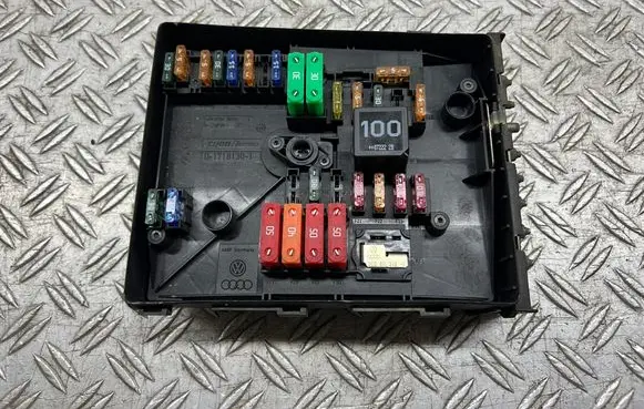 Fuse box set