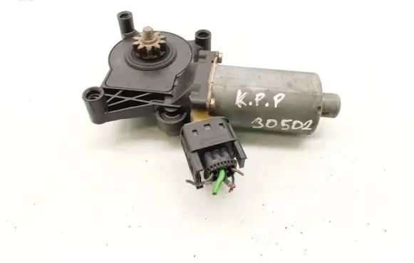 Mercedes-Benz E AMG W210 Front door window regulator motor 0130821708