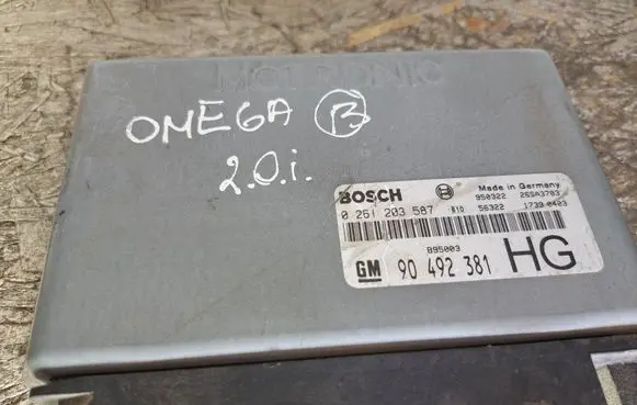 Acura ILX Engine control unit/module 90492381 0261203587