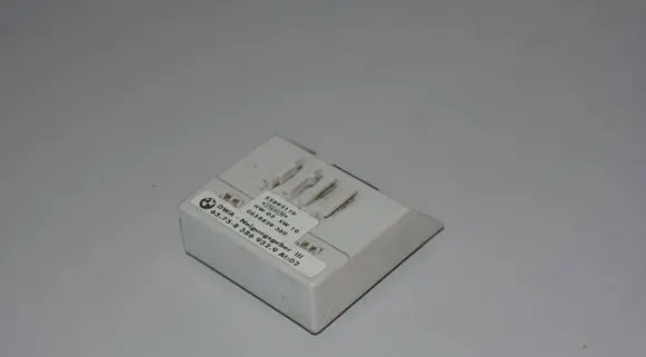 BMW 7 E38 Yaw turn rate sensor 8386932
