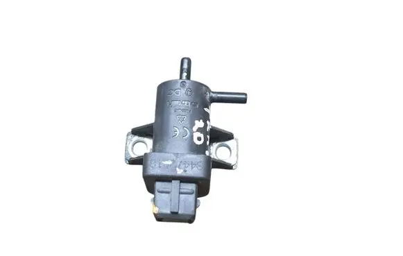 Renault Trafic III (X82) Turbo solenoid valve 8200762162