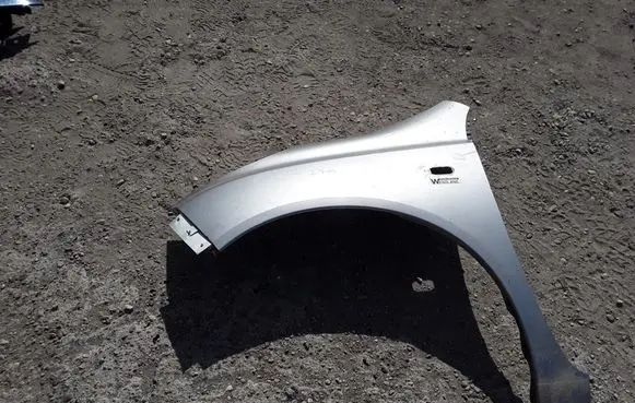 Nissan Micra Fender