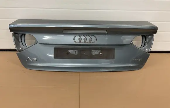 Audi A3 S3 8P Tailgate/trunk/boot lid