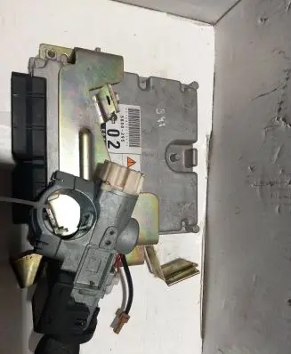 Nissan X-Trail T30 Engine control unit/module 5800295 5WK48042A 2671032209