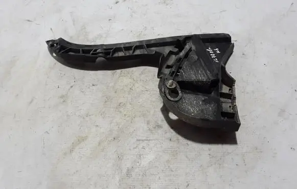 Volvo XC70 Rear bumper mounting bracket 30678703