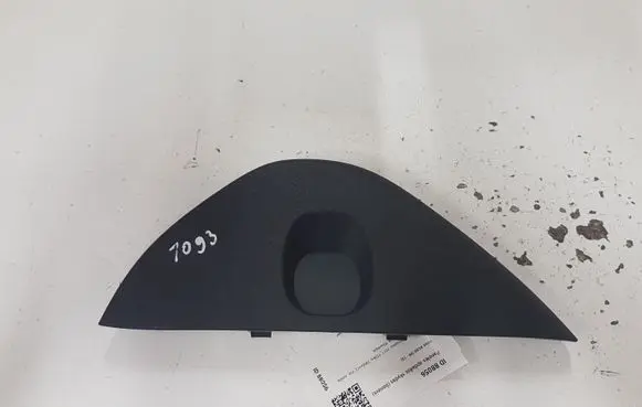 Volvo XC60 Dashboard side end trim 30755646 30755849