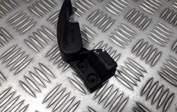 Audi A3 S3 8P Engine bonnet (hood) release handle 1h2823533