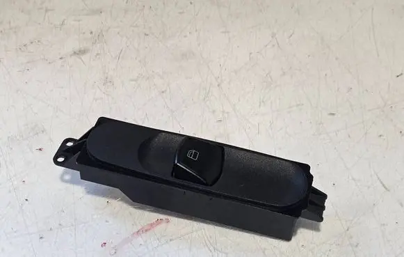 Mercedes-Benz Vito Viano W639 Electric window control switch A6395451413