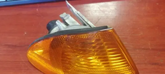 BMW 3 E46 Front indicator light 6902766