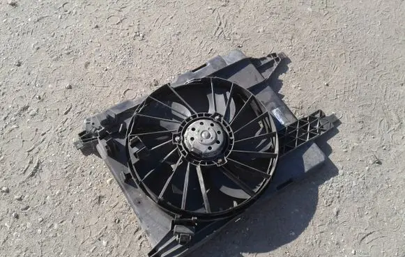 Renault Scenic II - Grand scenic II Electric radiator cooling fan 8200151465