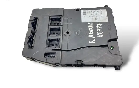 Renault Megane II Comfort/convenience module 8200351185