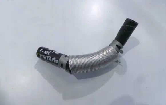 Suzuki SX4 S-Cross Engine coolant pipe/hose