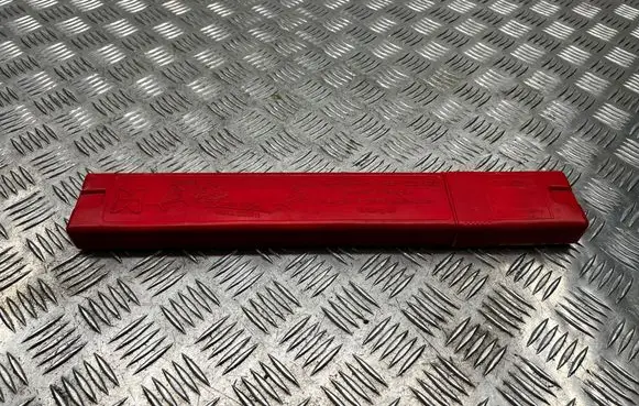 Skoda Superb B6 (3T) Emergency warning sign 8D9860251B E127R03566