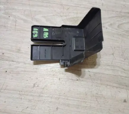 Opel Corsa F ABS pump bracket 9827774780