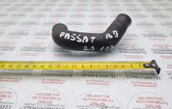 Volkswagen PASSAT B7 Engine coolant pipe/hose 