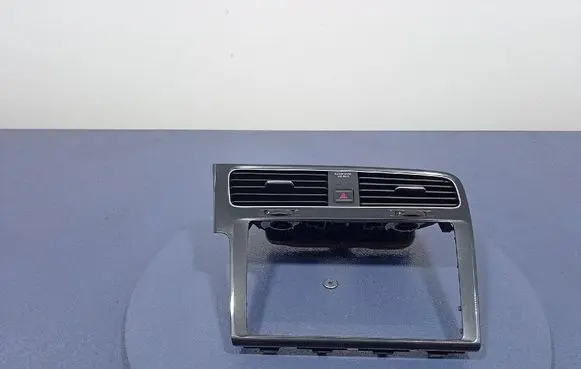 Volkswagen Golf Sportsvan Dashboard side air vent grill/cover trim 5G1815736C