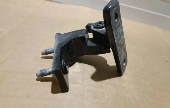 Mercedes-Benz E W213 Front door upper hinge