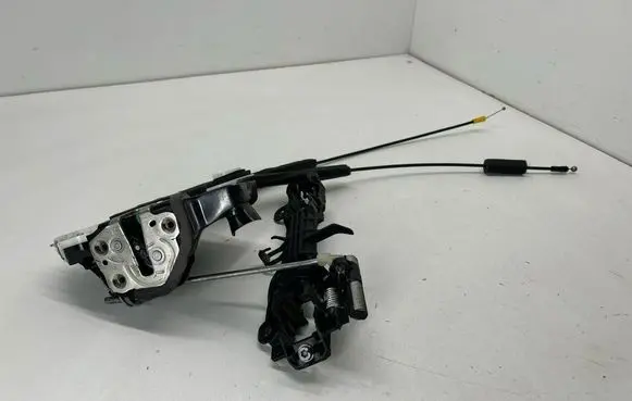 Subaru Forester SK Front door lock M16RAS 61032SJ142