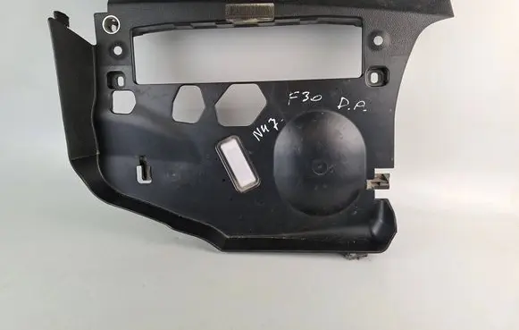 BMW 3 F30 F35 F31 Dashboard lower bottom trim panel 9218558 10822910
