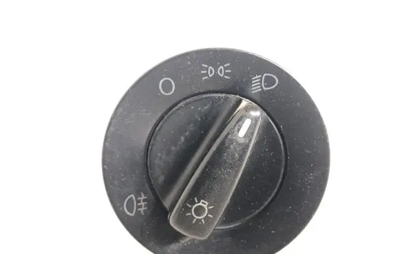 Volkswagen PASSAT B5.5 Light switch 1C0941531