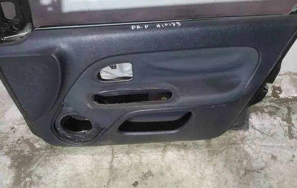 Renault Clio II Front door card panel trim