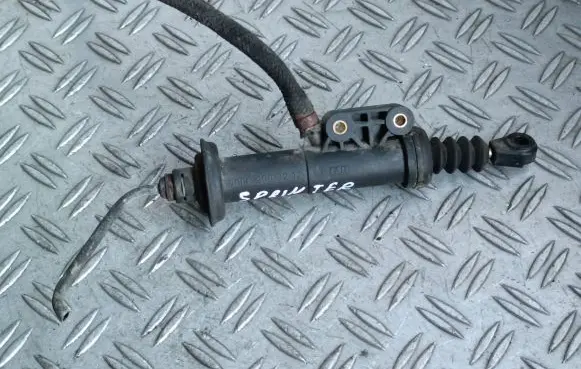 Mercedes-Benz Sprinter W901 W902 W903 W904 Clutch master cylinder 0002903212