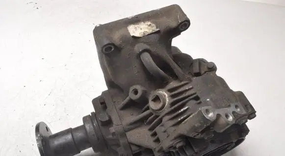 Nissan X-Trail T30 Rear gearbox reducer/haldex oil pump 