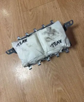 Toyota Corolla Verso AR10 Passenger airbag 100267208P1D