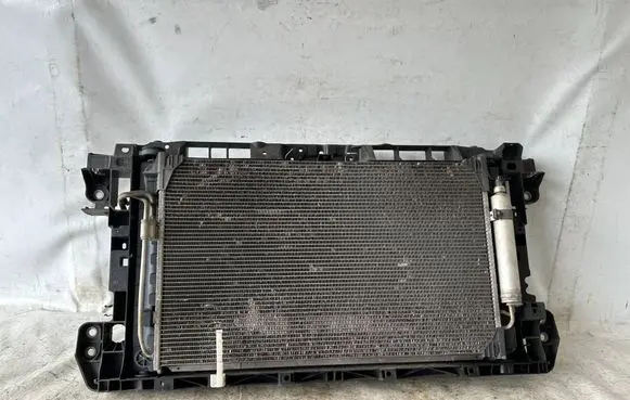 Nissan Maxima A35 Coolant radiator 92100ZN50B