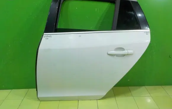 Volvo V60 Rear door LEWE