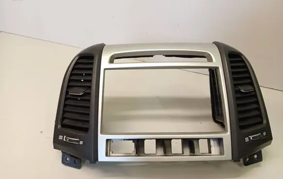 Hyundai Santa Fe Dash center air vent grill 974202B000