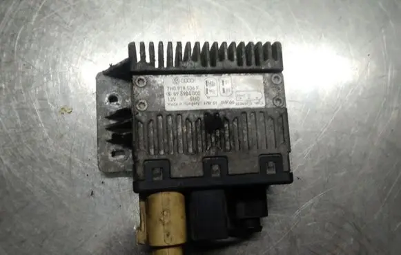 Volkswagen Transporter - Caravelle T5 Coolant fan relay 7H0919506F 895904000
