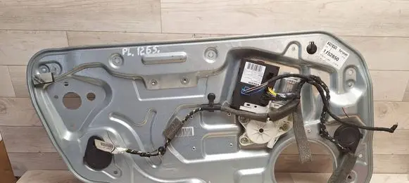 Volvo V50 Front door window regulator with motor 8679080 992745100