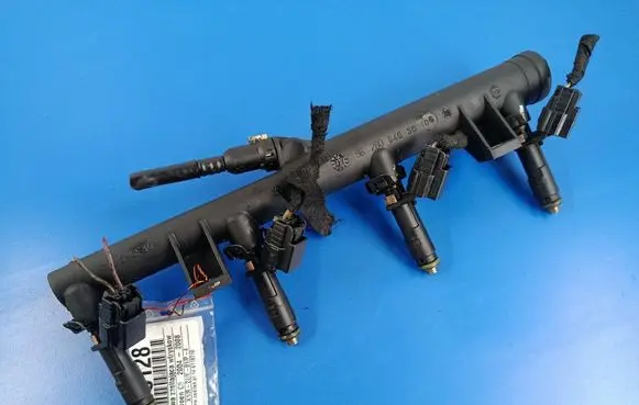 Fuel main line pipe