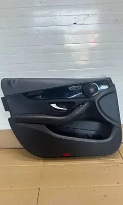Mercedes-Benz C W205 Front door card panel trim 30210595