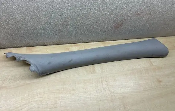 Mercedes-Benz E W211 (A) pillar trim A2116900425