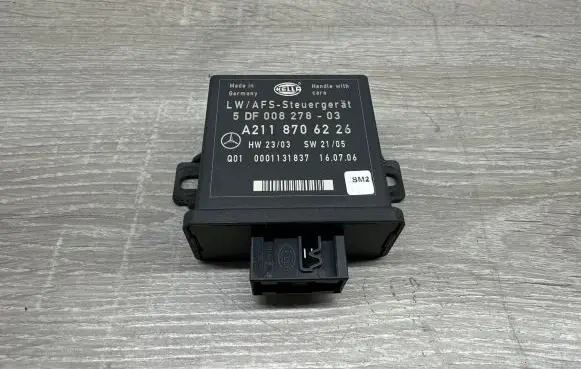 Mercedes-Benz GL X164 Light module LCM A2118706226 5DF00827803 0001131837
