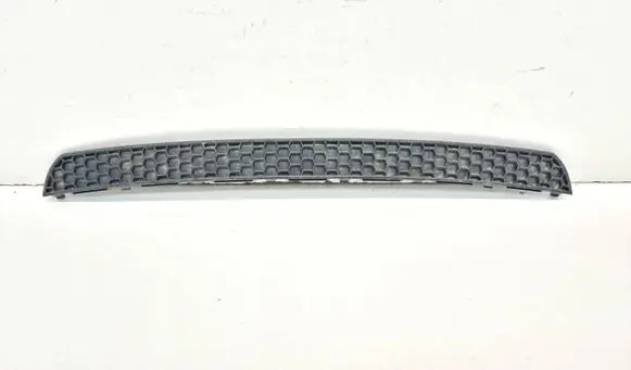 Volkswagen Touareg I Front bumper lower grill 7L9853676A VW TOUAREG I 1 R-LINE LIFT 06-10 KRATKA ŚRODKOWA