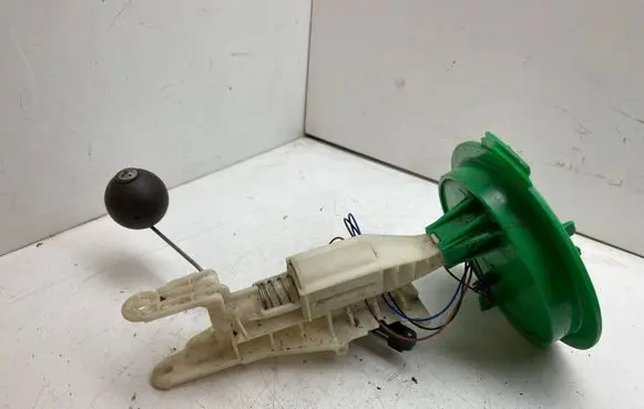 Volkswagen PASSAT B7 Fuel level sensor 3AA919673B