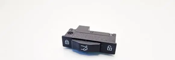 BMW 7 F01 F02 F03 F04 Tailgate opening switch 9253780 246587 925378001