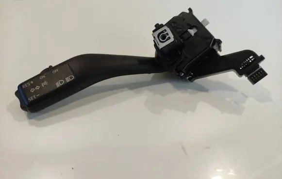 Volkswagen Golf VI Indicator stalk 1K0953513A
