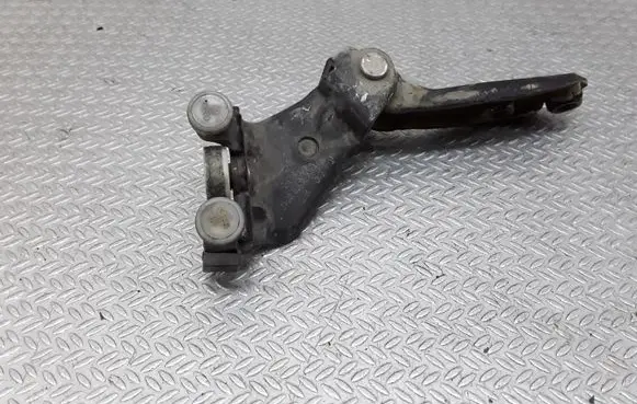 Volkswagen Caddy Sliding door upper roller guide/hinge 2K0843336A