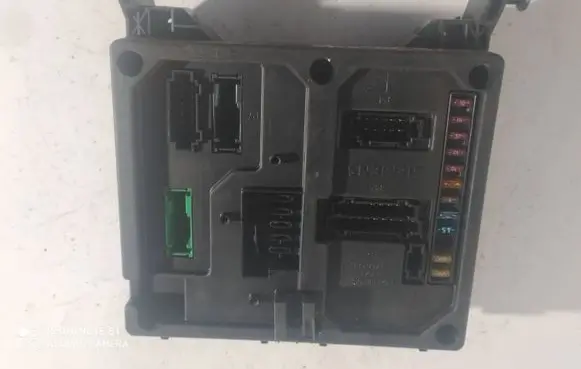 Seat Alhambra (Mk1) Fuse module 7M0962258B