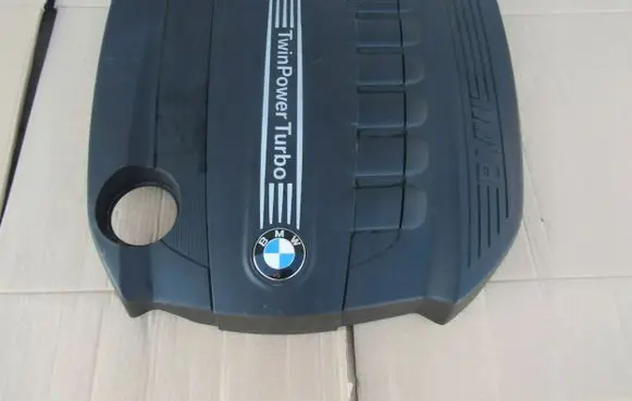 BMW 5 F10 F11 Engine cover (trim) 7800575