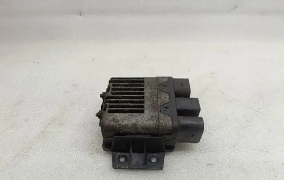 Volkswagen Transporter - Caravelle T5 Coolant fan relay 7H0959507