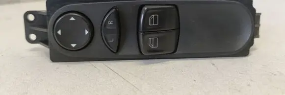 Mercedes-Benz Vito Viano W639 Electric window control switch A6395450913 6395450913
