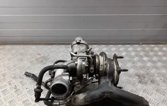 Audi A6 S6 C7 4G Turbo 06H145702R